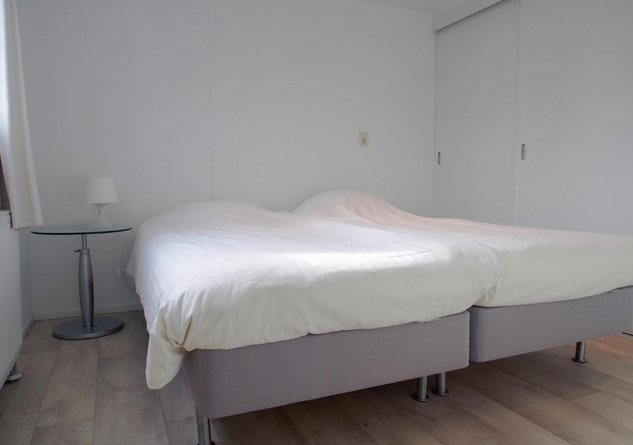 Chaletparc Krabbenkreek Zeeland - Chalet 84 Sint Annaland Εξωτερικό φωτογραφία