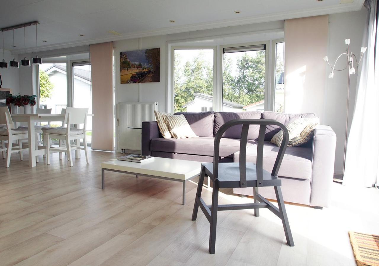 Chaletparc Krabbenkreek Zeeland - Chalet 84 Sint Annaland Εξωτερικό φωτογραφία