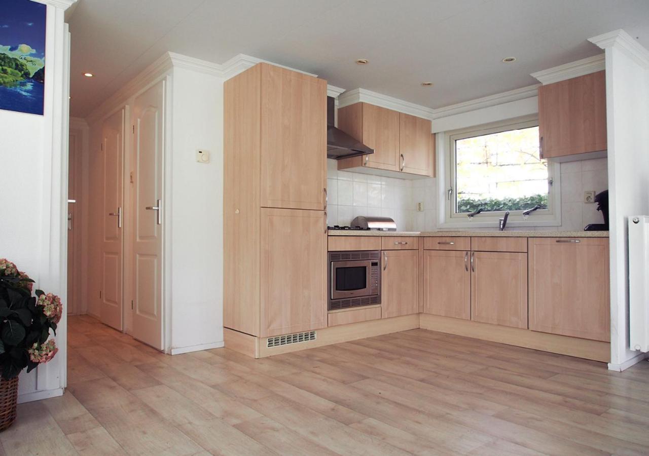 Chaletparc Krabbenkreek Zeeland - Chalet 84 Sint Annaland Εξωτερικό φωτογραφία